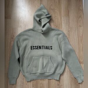 FEAR OF GOD men’s hoodie size M
8.5/10 condition